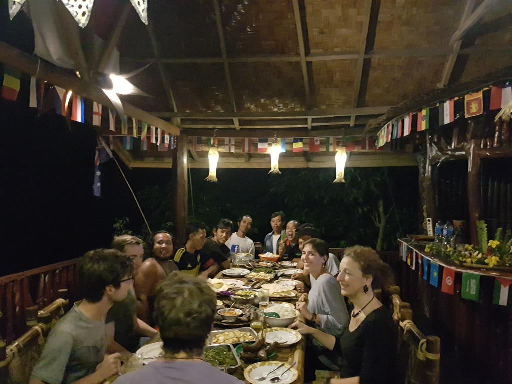 Batu Kapal Guest House & Jungle Trekking Bukit Lawang Luaran gambar